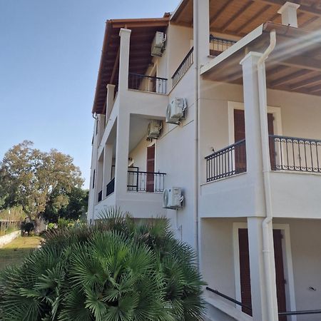 Casa Alema Verde Ypsos Exterior foto